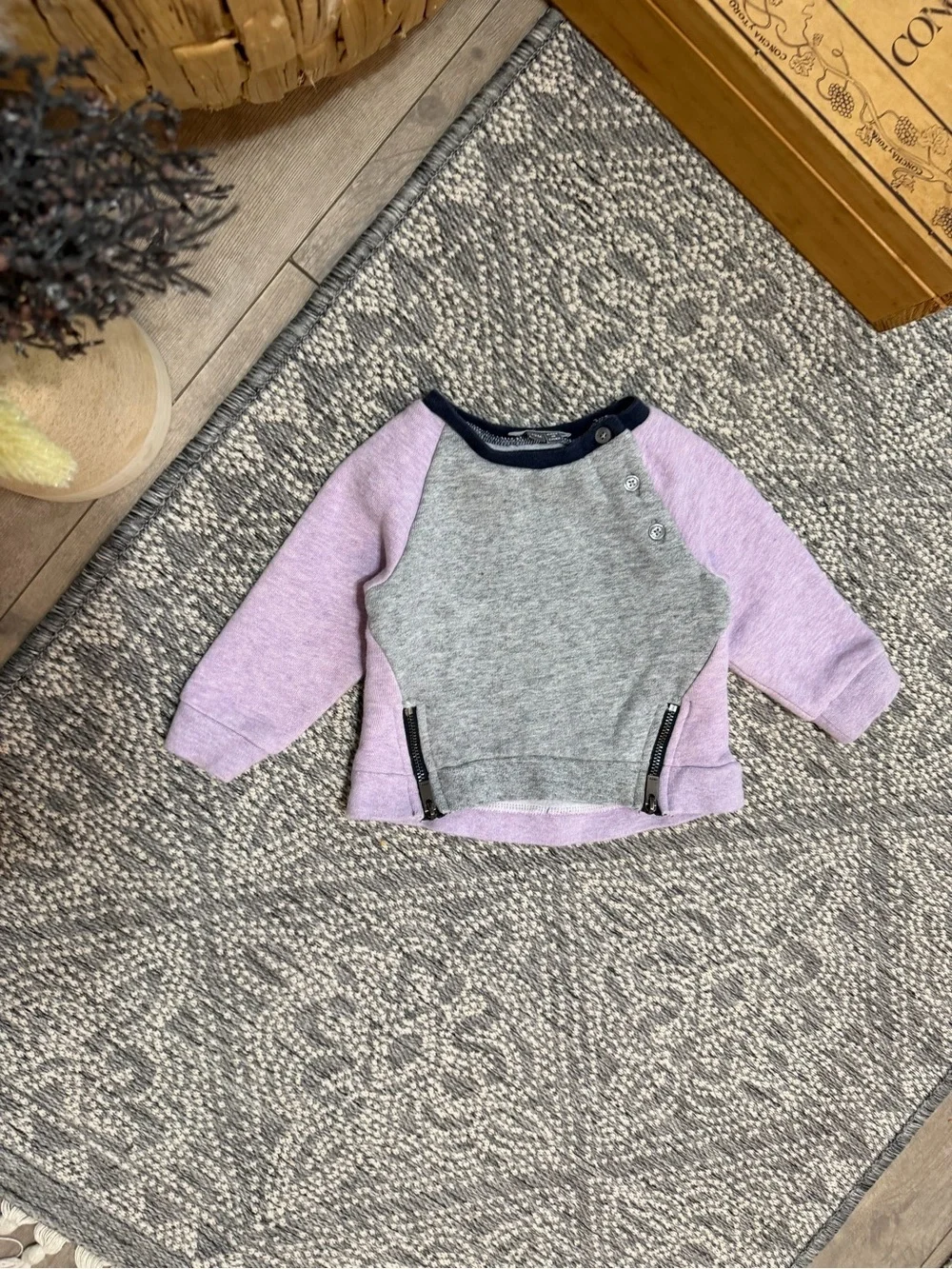 Vince Designer Baby Girl Color Block Sweatshirt Lavender & Grey Size 12 Months